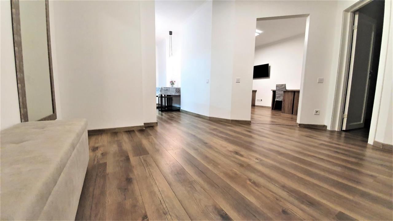 Lux Апартаменты В Киеве ภายนอก รูปภาพ